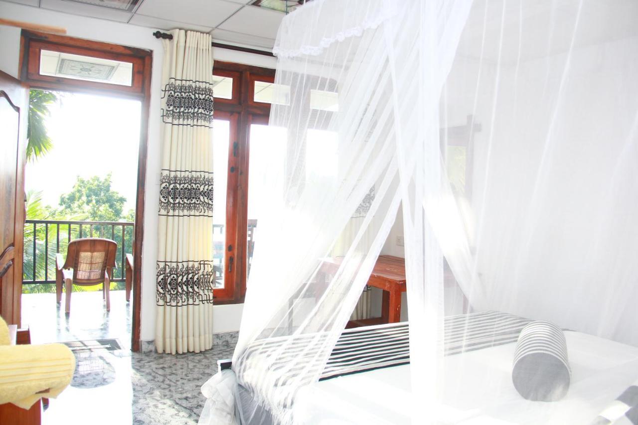 エッラ Different View Bed & Breakfast エクステリア 写真
